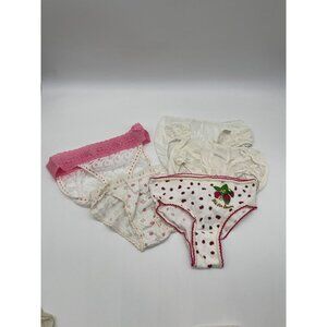 Vintage Lot or 5 1970's Panties size S/M Cotton and Silky Sexy Cute Lacy Flowers